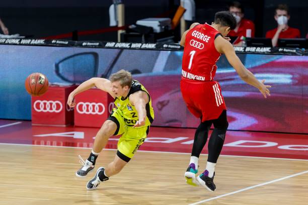 度赛场上失 度赛场上失